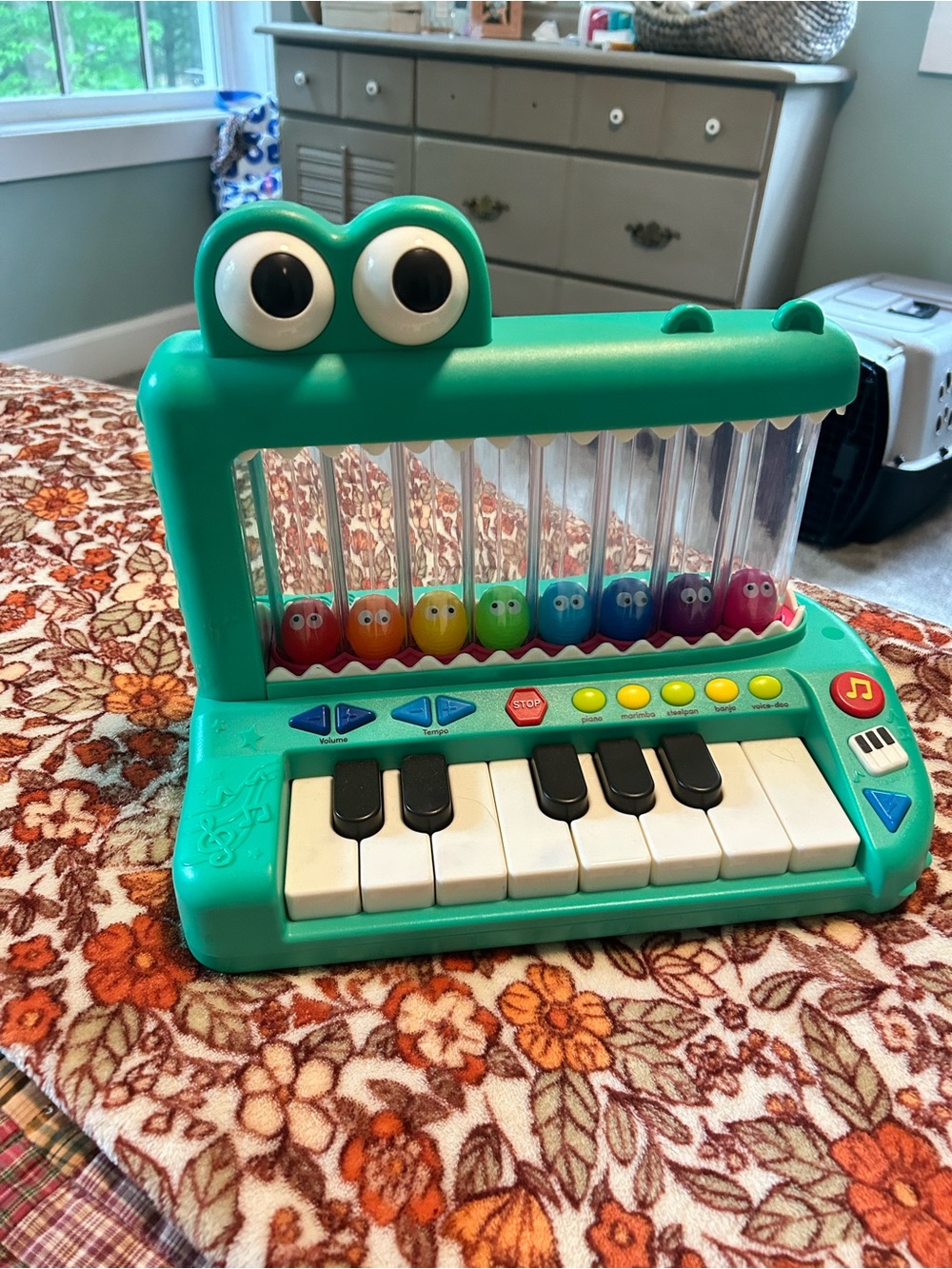 Interactive Frog-Themed Kids Piano Toy in Teal - Colorful Rainbow Balls